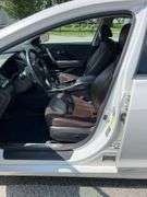 2012  HYUNDAI  Azera One owner Estate Car with 54,000 miles