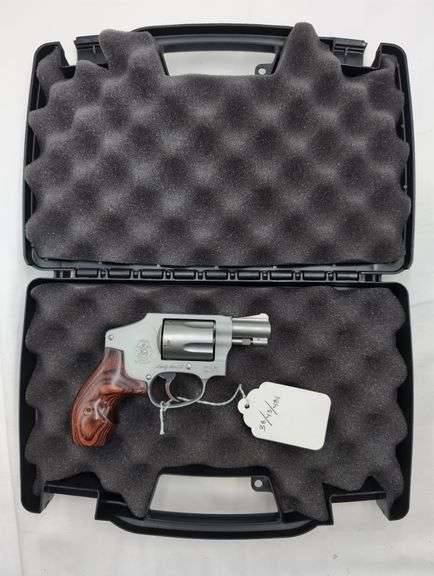 SMITH AND WESSON LADY SMITH 642-2 .38 SPECIAL STAINLESS STEEL HAMMERLESS REVOLVER SN#CRJ8432 image