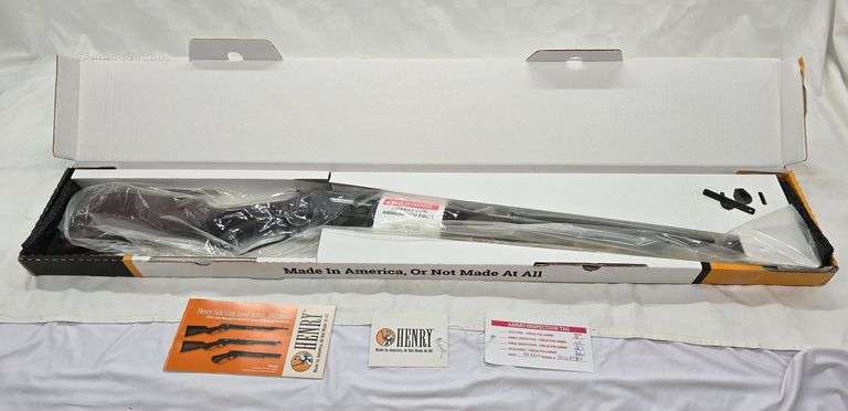 HENRY LEVER ACTION SHOTGUN .410 GAUGE H018G-410 SN# FTL08538G 2.5" BORE image