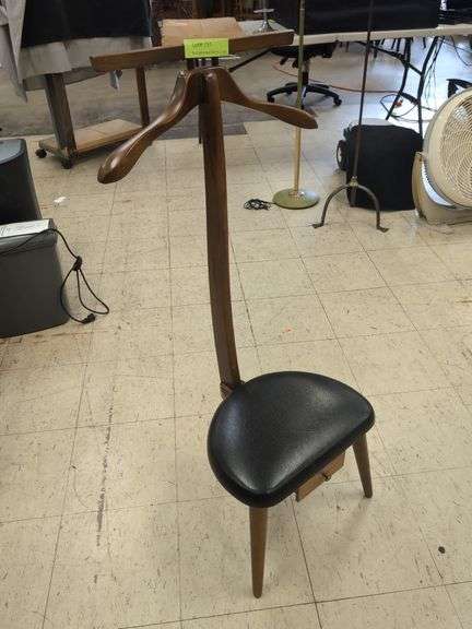 MCM Valet image