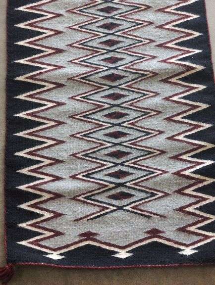 1'9" x 3'5" Navajo rug image