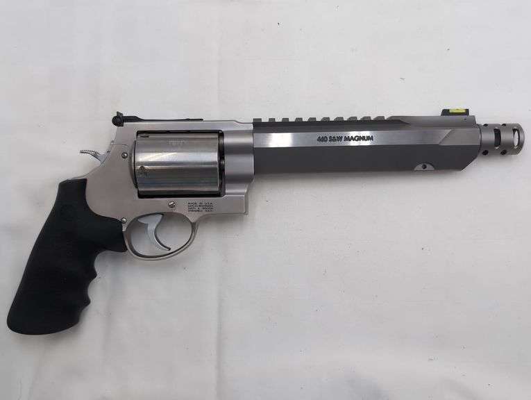 UNFIRED SMITH AND WESSON PERFORMANCE CENTER 460 MAGNUM 5 SHOT REVOLVER SN# EDU2007 image