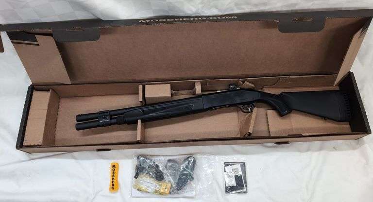 Make: Mossberg  Caliber: 12 gauge semi auto shotgun  Model: 940   S/N: 94R0062276  matte finish