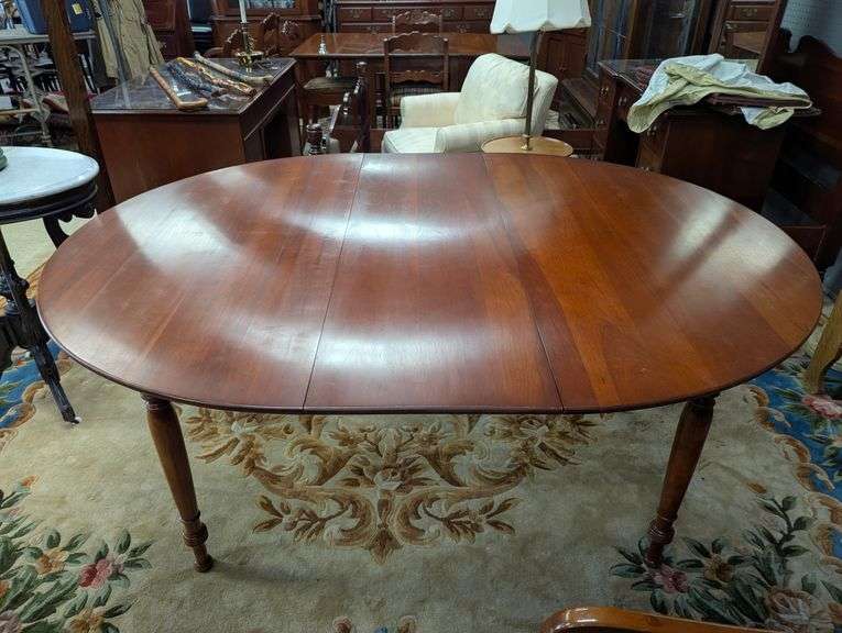 Willett Wildwood Cherry Browned Oval Dining Table, 1 Leaf image