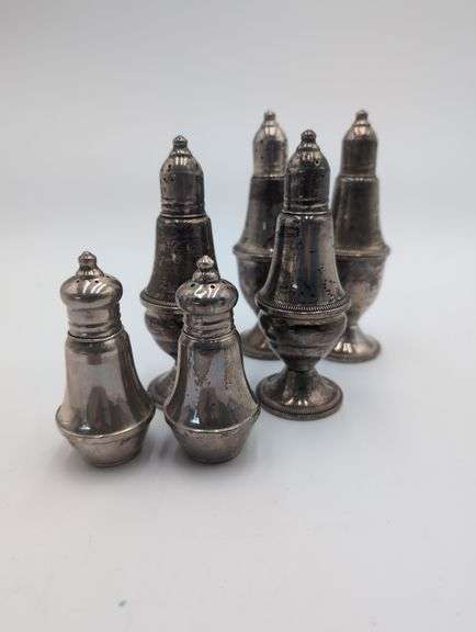 6 weighted salt and pepper shakers image