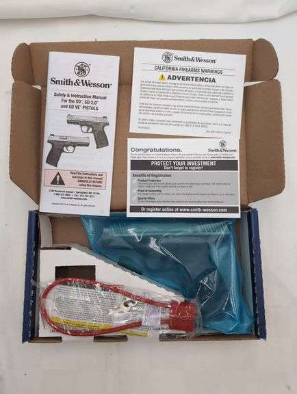 SMITH AND WESSON SD9 2.0 9MM Semi Automatic SN# EFD6392 4" BARREL, 1 MAGAZINE image