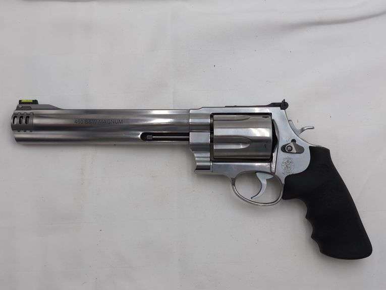 SMITH AND WESSON XVR  460 MAGNUM   REVOLVER   SN# DZF7668  UNFIRED