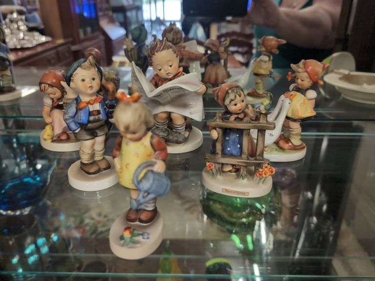 Six Gobel Hummel Figurines image