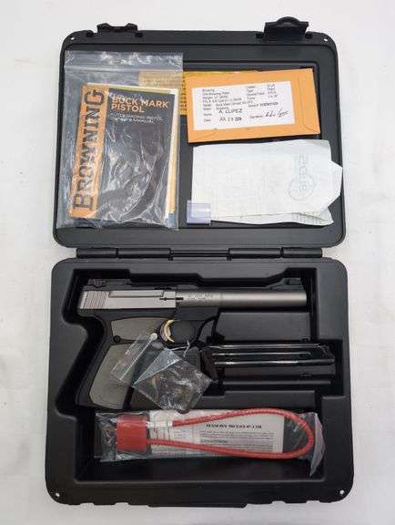 BROWNING BUCKMARK CAMPER SSUFX 22LR Semi Automatic SN# 515ZW31325 1 MAGAZINE image