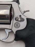 UNFIRED SMITH AND WESSON PERFORMANCE CENTER   460 MAGNUM   5 SHOT REVOLVER   SN# EDU2007