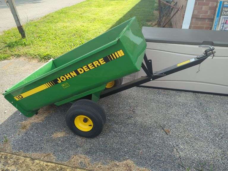 John Deere 10 pull cart image