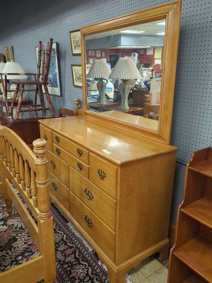 Willet Maple bedroom suite Dresser with mirror, two twin bed frmes image