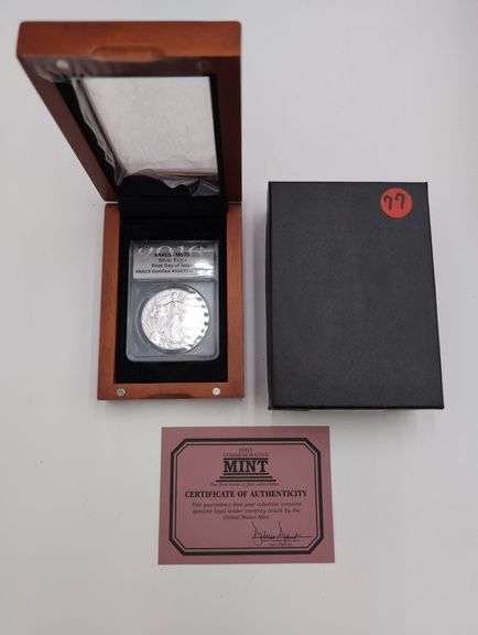 one ounce American Silver Eagle First day Issue ANACS-MS70 in presentation case image