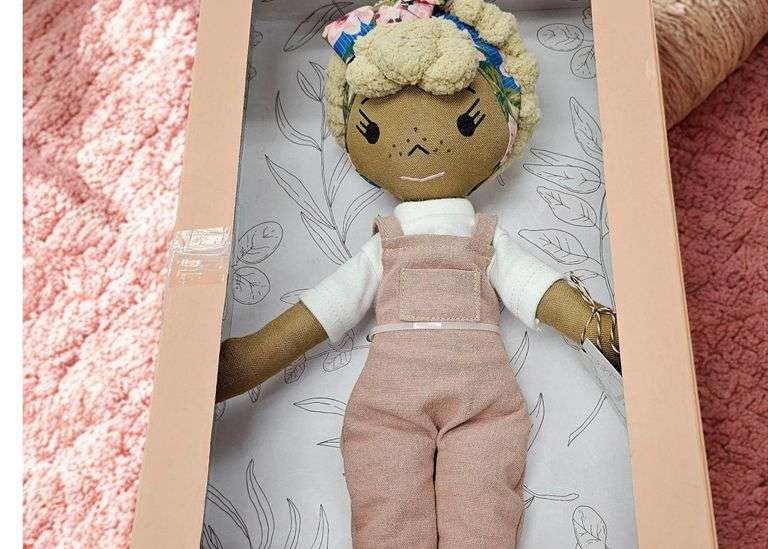 Harperiman Handmade Linen Doll "Aaliyah"