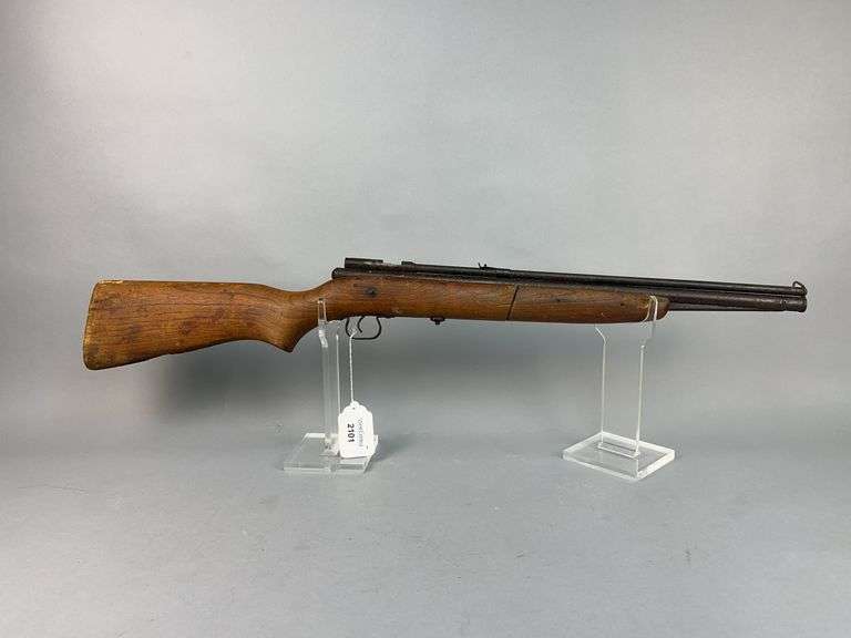 Vintage Style Air Rifle(Missing bolt action) image