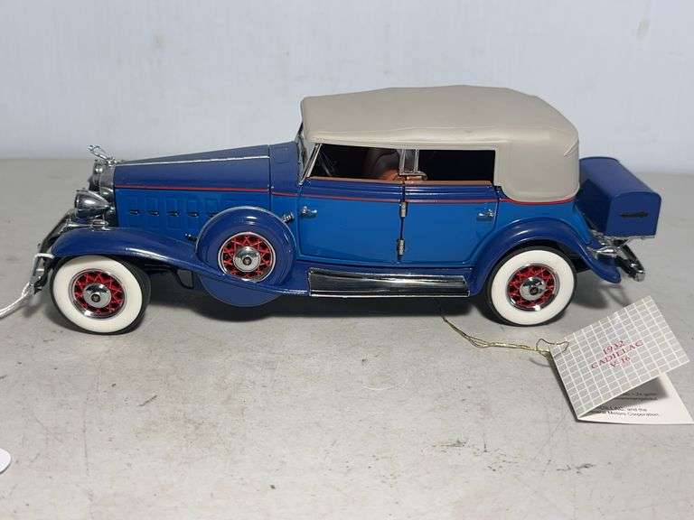 Franklin Mint 1932 Cadillac V-16 Diecast Model Car
