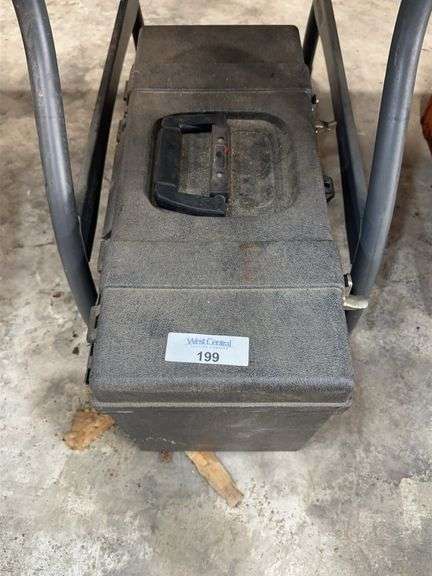 Metal Lathe Tooling and Accessories in Storage Case image