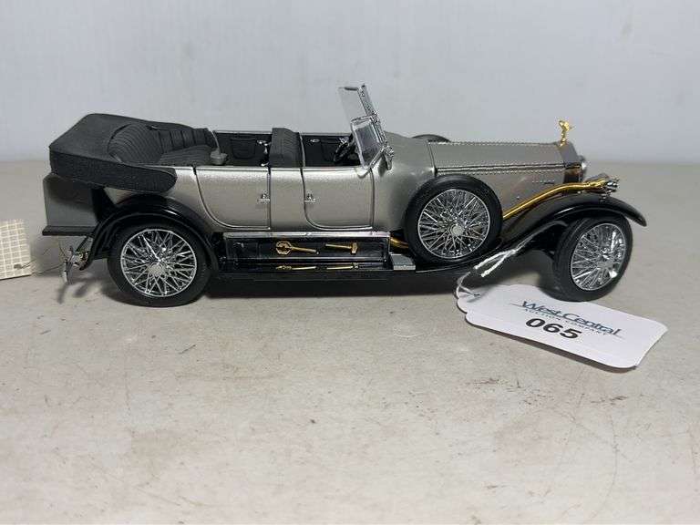 1925 Rolls-Royce Silver Ghost Diecast Model Car image