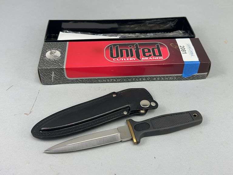United Cutlery UC0026 Boot Knife with Leather Sheath image
