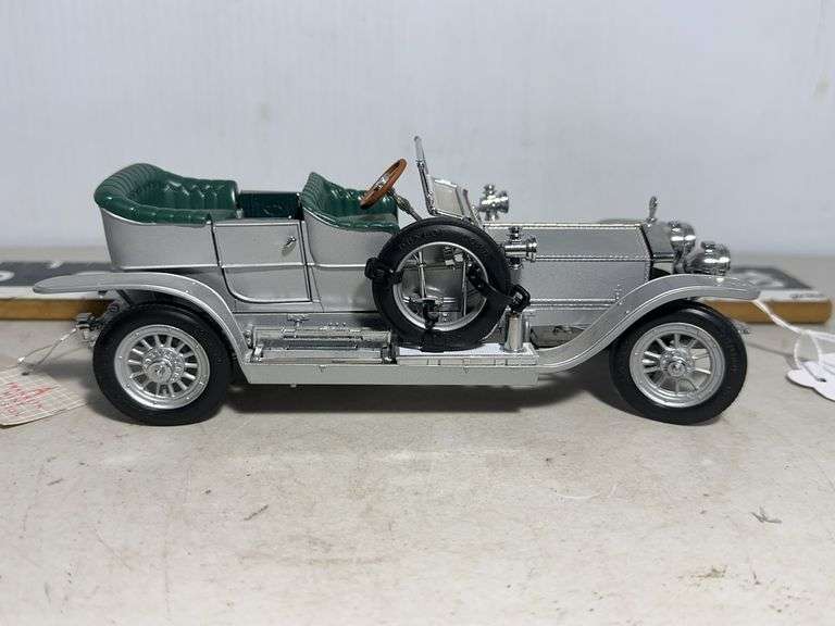 Franklin Mint 1907 Rolls Royce Silver Ghost 1:24 Scale image