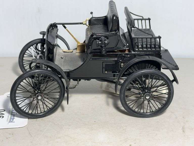 Franklin Mint 1899 Packard Precision Model 1:16 Scale