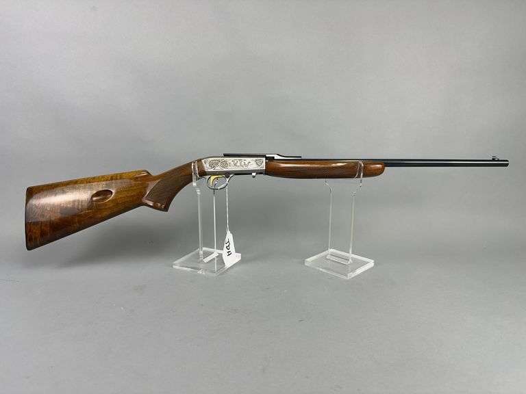 Browning SA-22 Grade II .22 LR Semi Auto Rifle w/scope mount image