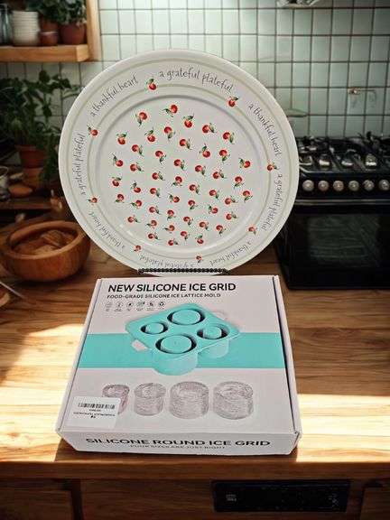 "Thankful & Grateful" Platter with Ice Mold