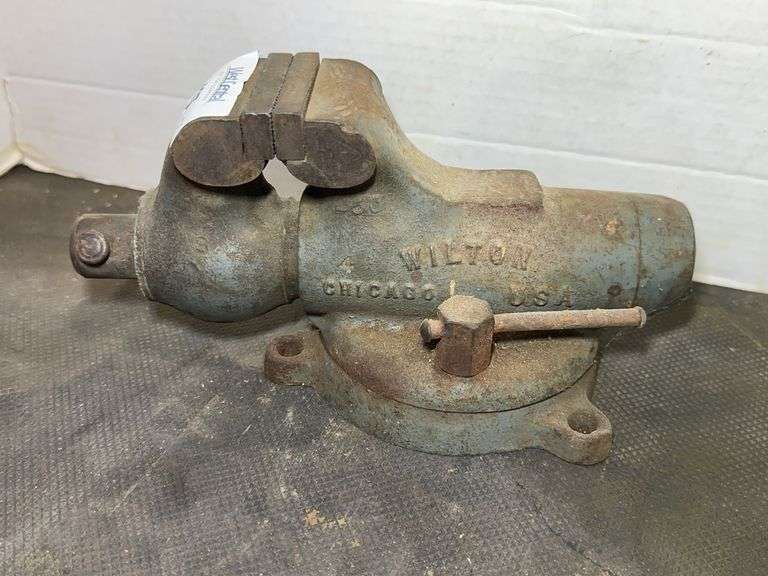 Wilton Chicago USA Bench Vise image