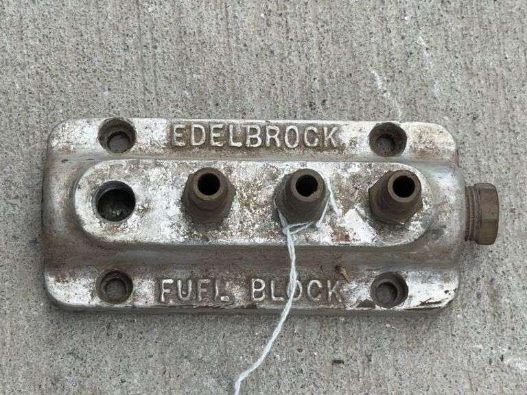 Edelbrock Fuel Block image