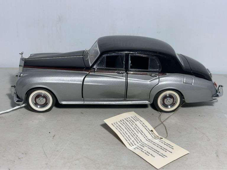 Franklin Mint 1955 Rolls-Royce Silver Cloud I Diecast Model Car image