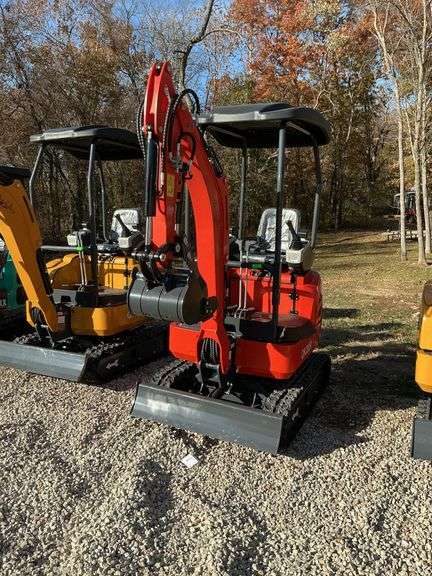 QK 20 R mini excavator image