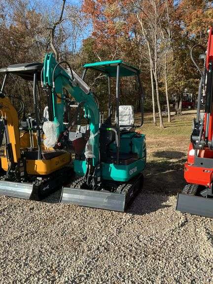 QK 16 R mini excavator image