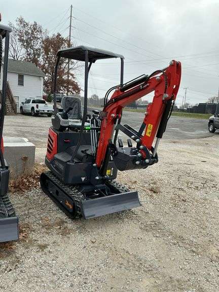 MX 15 RX mini excavator image