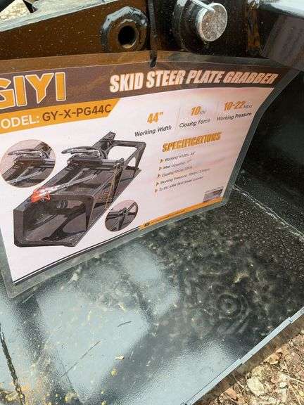 Mini skid steer plate grabber image