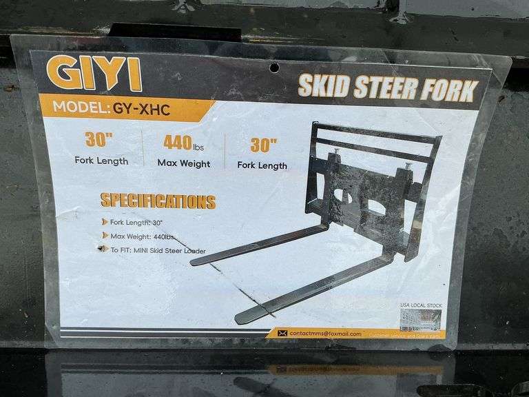 Mini skid steer fork    lots 95-98 are identical image