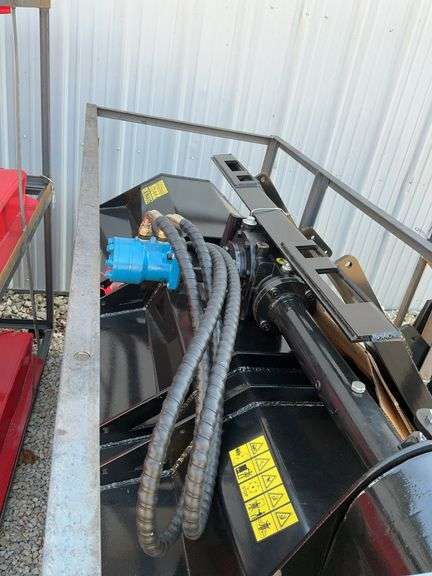 Skid steer, heavy duty mower image