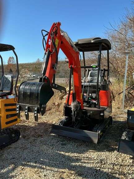 NT18K DIESAL mini excavator image