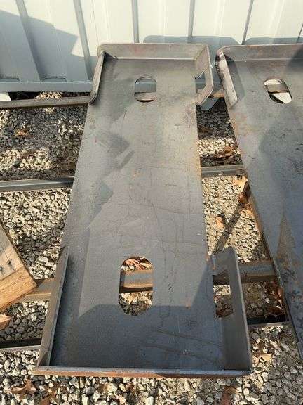 Skid Steer Attachment Plate image