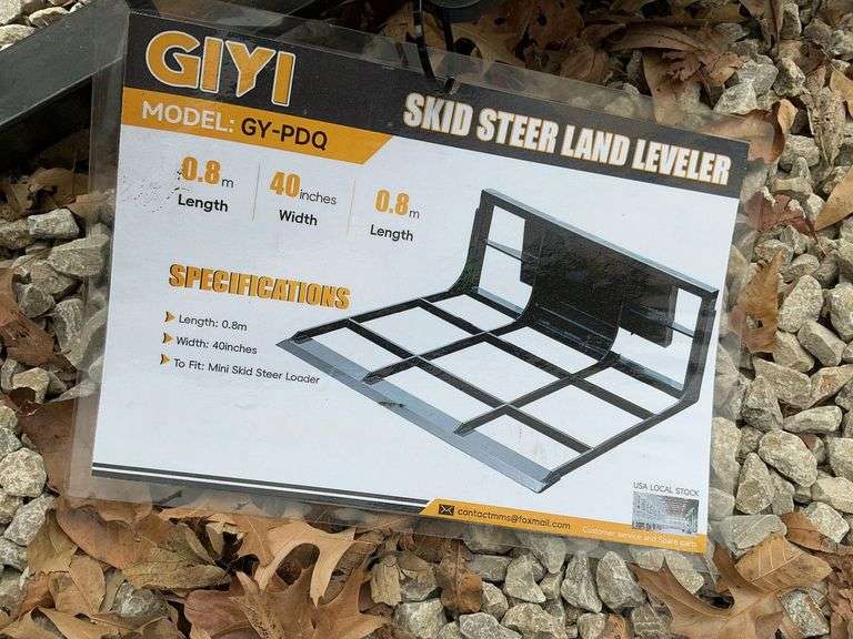 Mini skid steer land leveler image