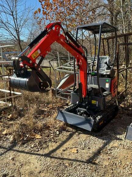 MX 15 RX mini excavator image