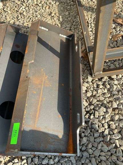 Mini skid steer attachment plate image