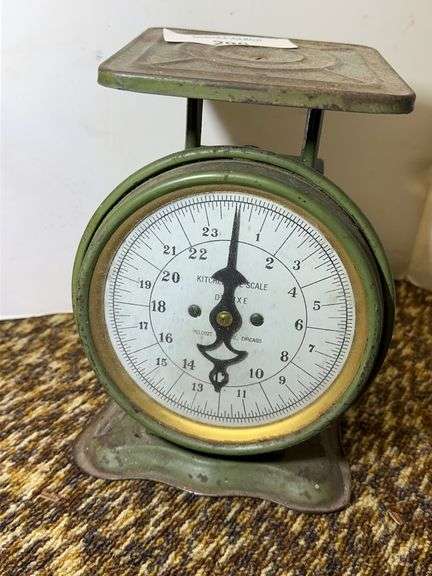 Pelouze MFG Co. Chicago Green Kitchenette Scale Deluxe image