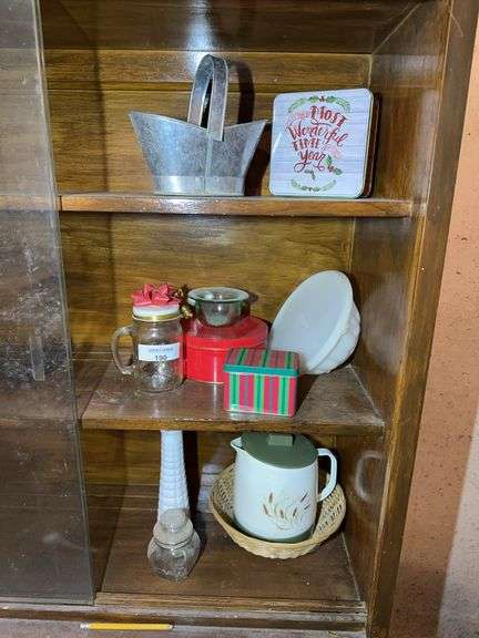 Assorted Household Items image