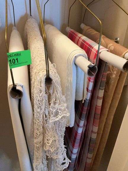 Tablecloths image