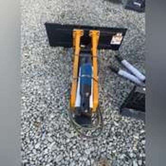 Concrete Breaker image