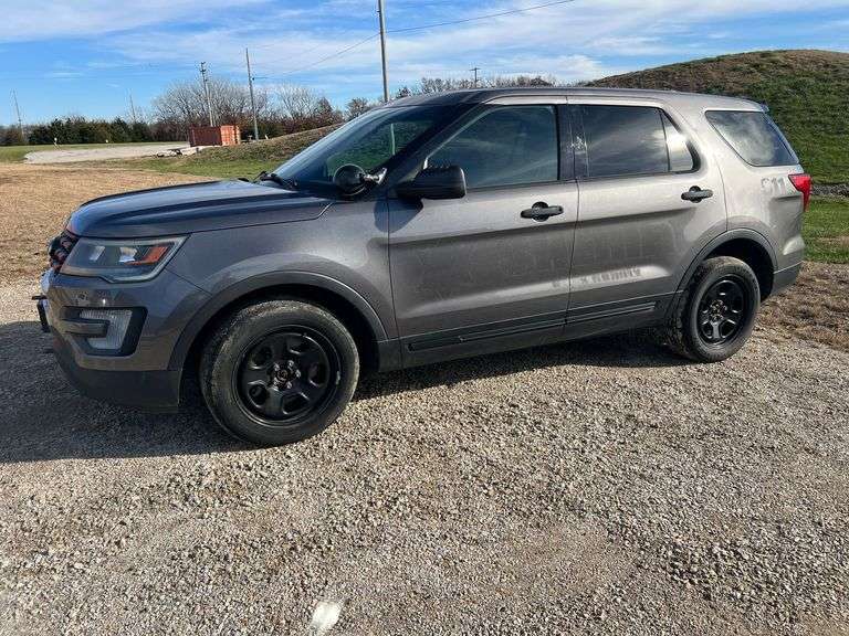 2017 Ford Explorer Police Interceptor Utility SUV image