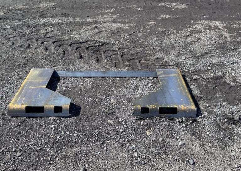 ECOTRIC 3/8" Thick Quick Tach Cut Out Mount Plate image