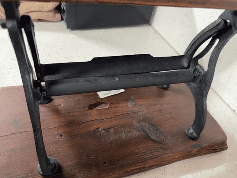 Cast iron paper towel holder Wall Mount