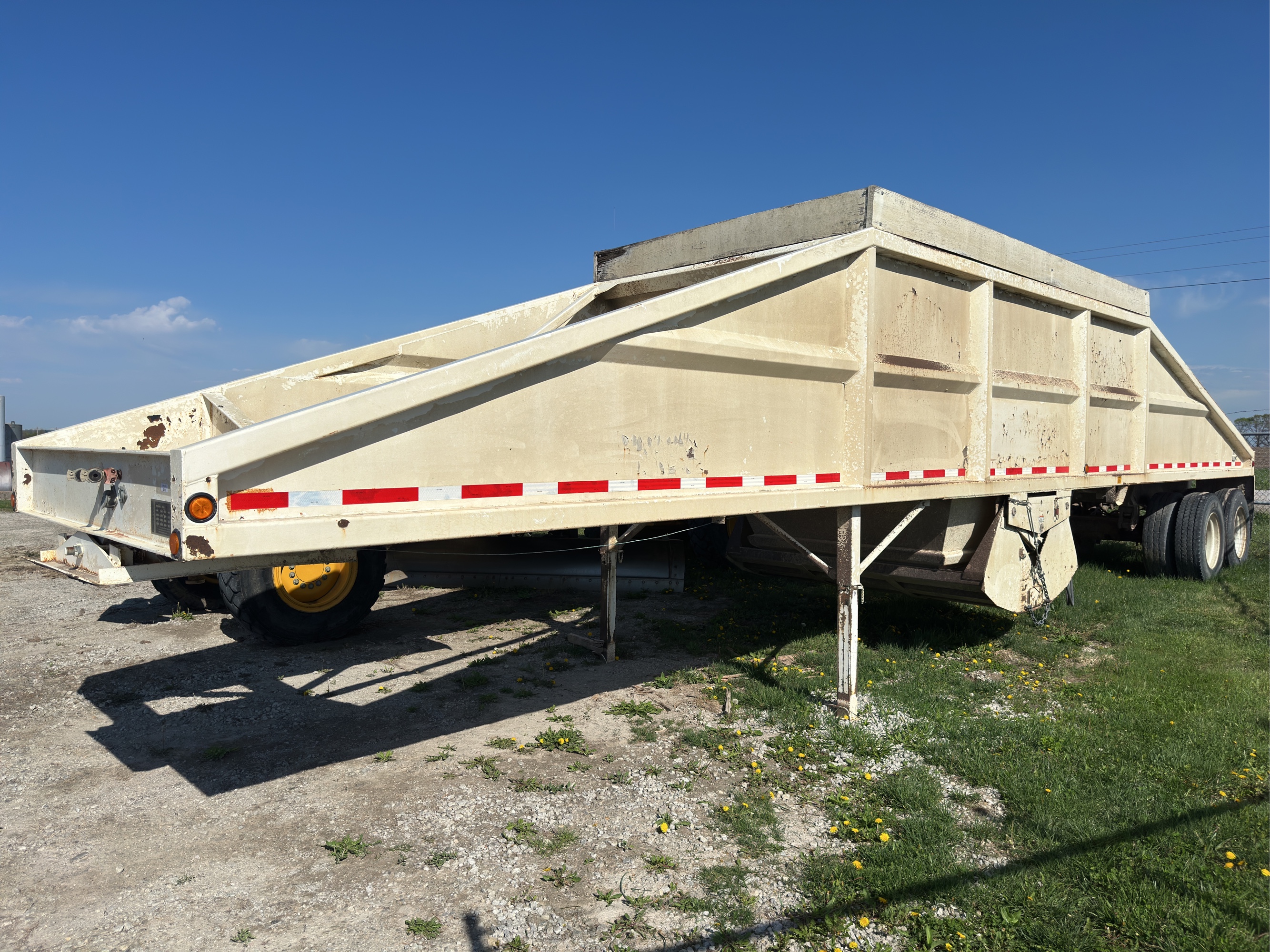 Lot image 1