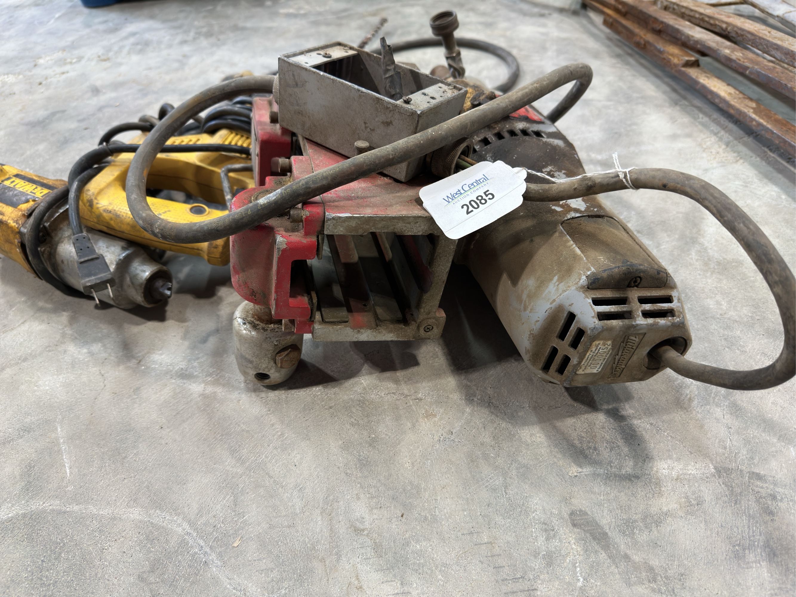 Lot image 8